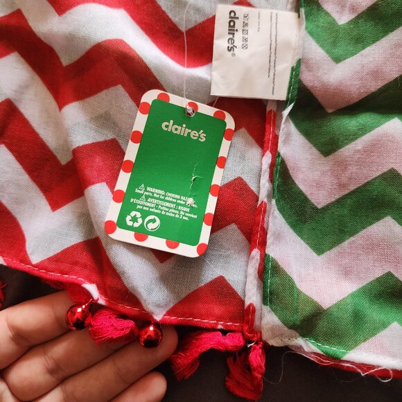 Holiday scarf with jingle bells (New with Tag) - Picture 2 of 6